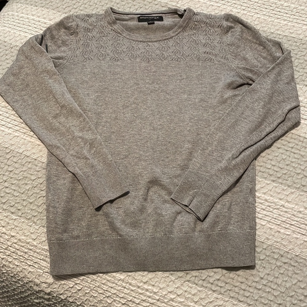 Gray Banana Republic Women’s Sweater